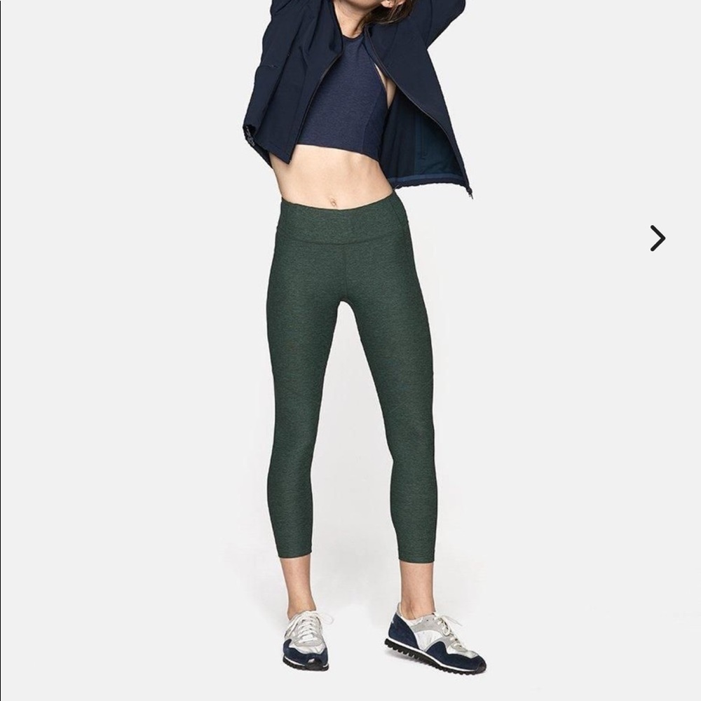 Outdoor Voices Warmup 3/4 Legging Size Small